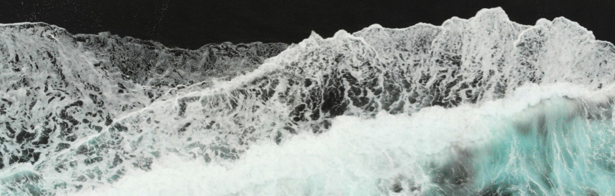 Fall25-Mem-Giveaway_WaveBG_02